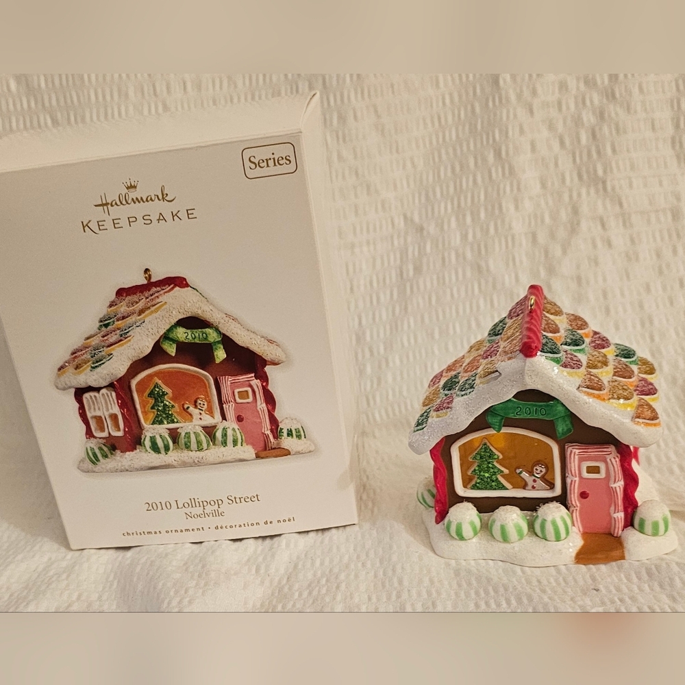 Hallmark Keepsake 2010 Lollipop Street Ornament - Multicolor